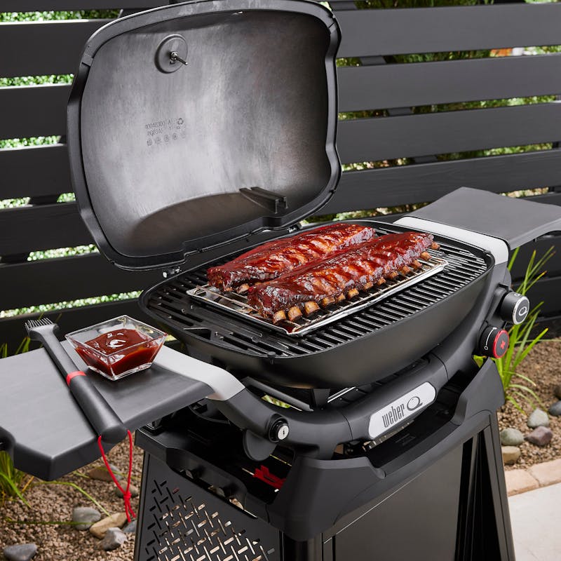 Q 3200N+ Gas Barbecue with Premium Cart image number 4