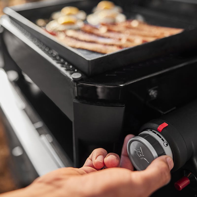 Weber® Slate™ Tabletop Griddle (17") LPG image number 3